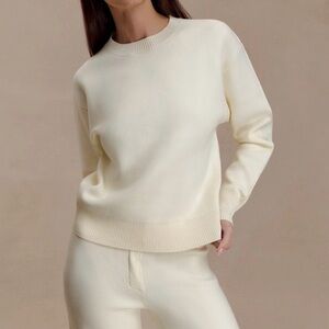 Meshki Cream Women's Crew Neck Sweater